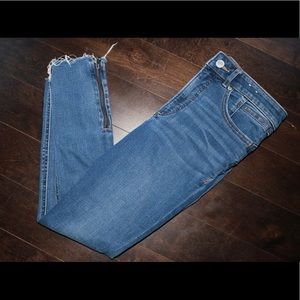 • Express High Waisted Denim Perfect Jeans